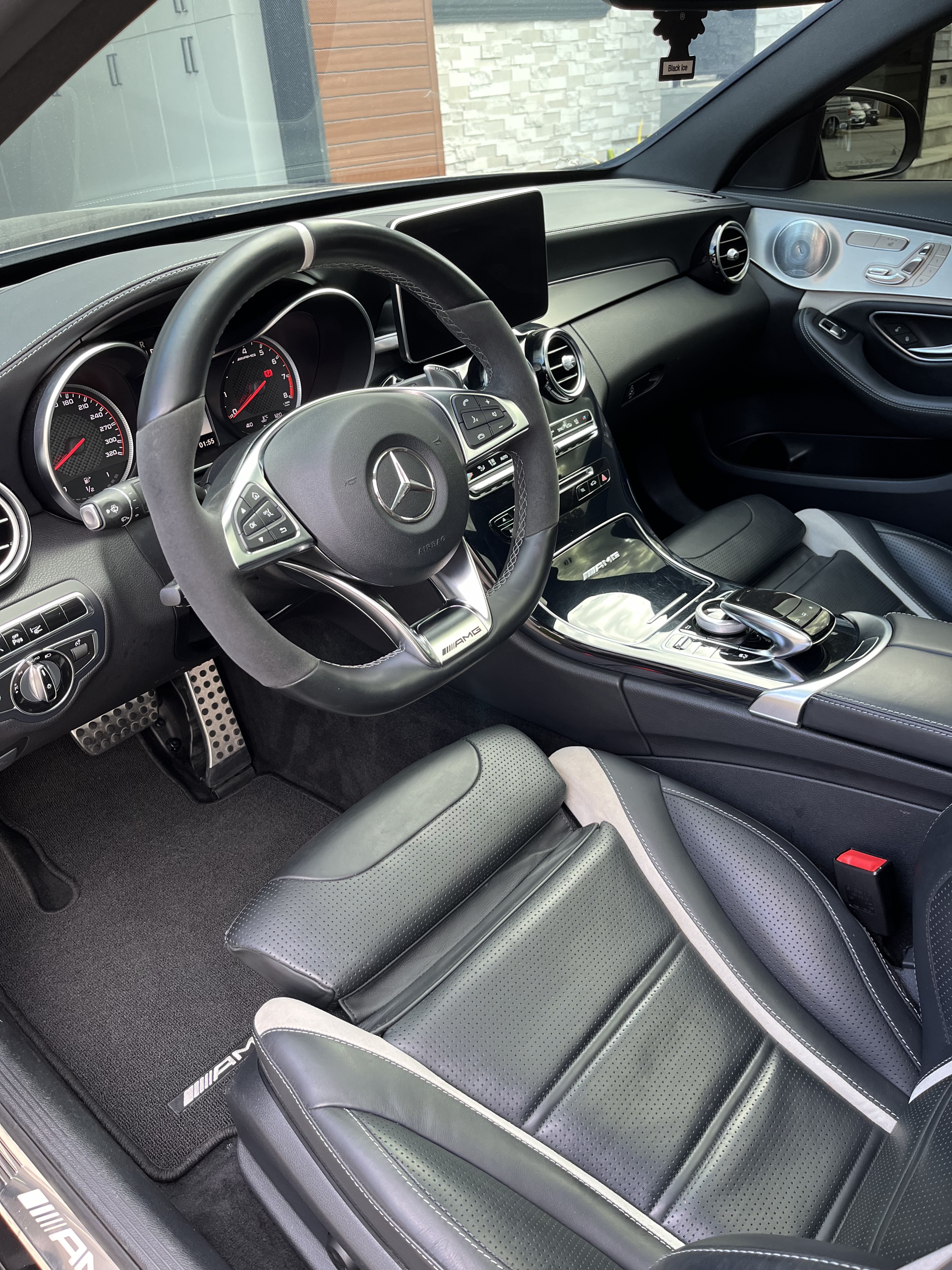 Mercedes C63 Interior detail
